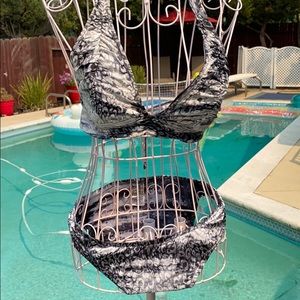 Lucky Brand tie dye bikini size Small